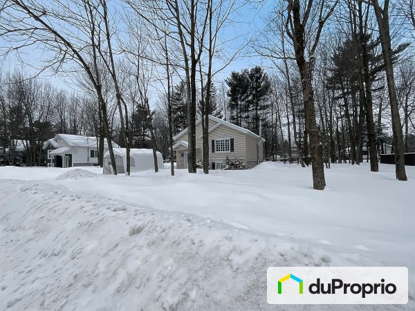 588 rue de l'Aviateur, St-Lin-Laurentides for sale