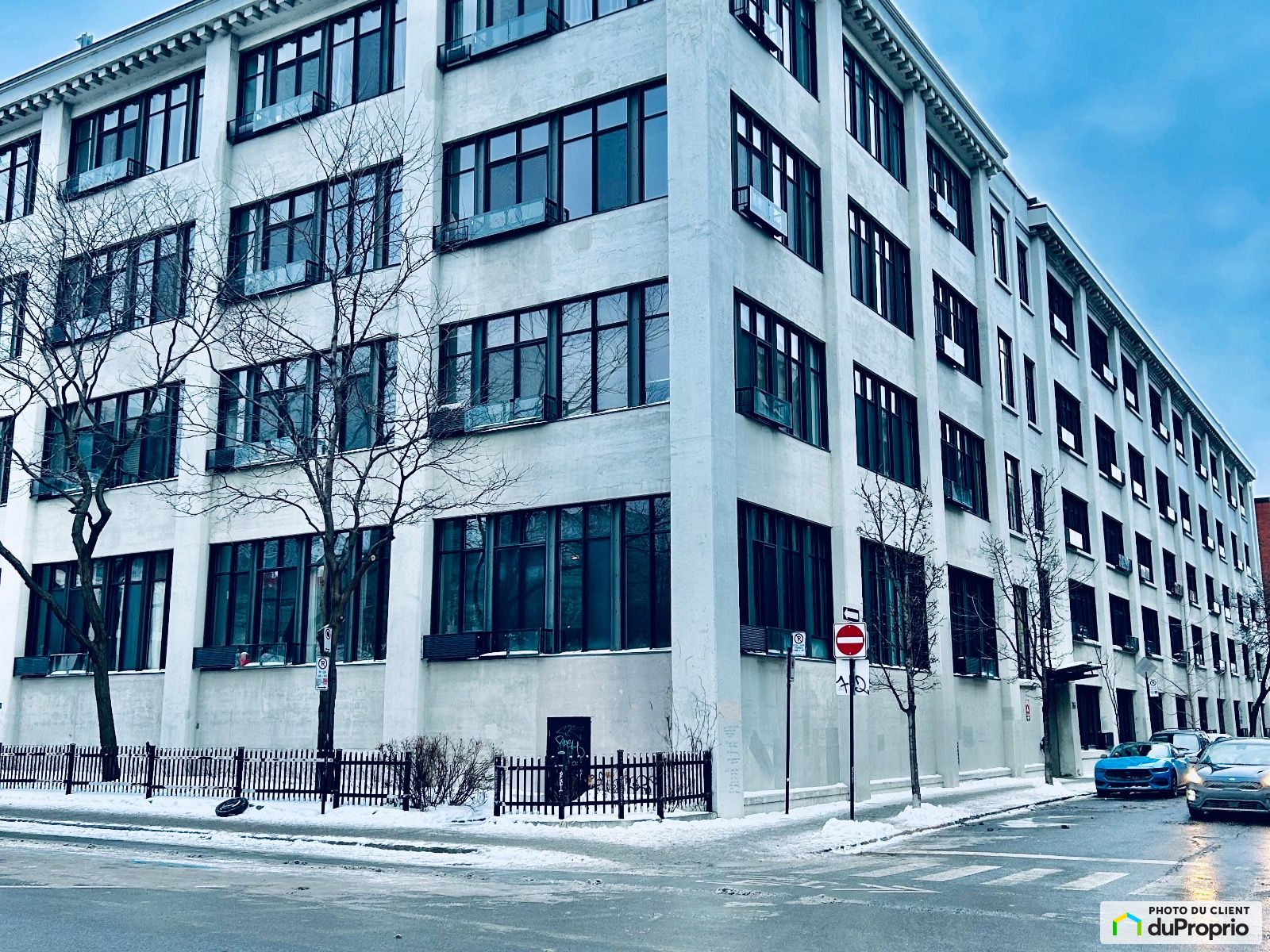 201 765 Rue Bourget — photo 1