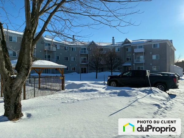 203-1150 rue Charles-Rodrigue, Lévis for sale