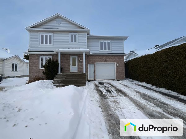 620 rue du Titanic, Ste-Catherine for sale