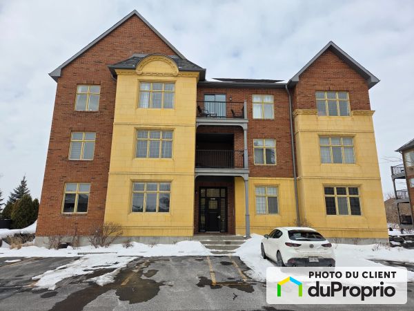 7-6190, rue de Lusa, Brossard à vendre