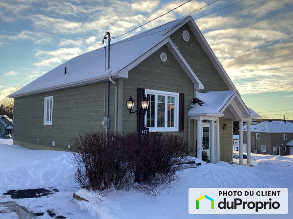 622, 163e rue, St-Georges à vendre