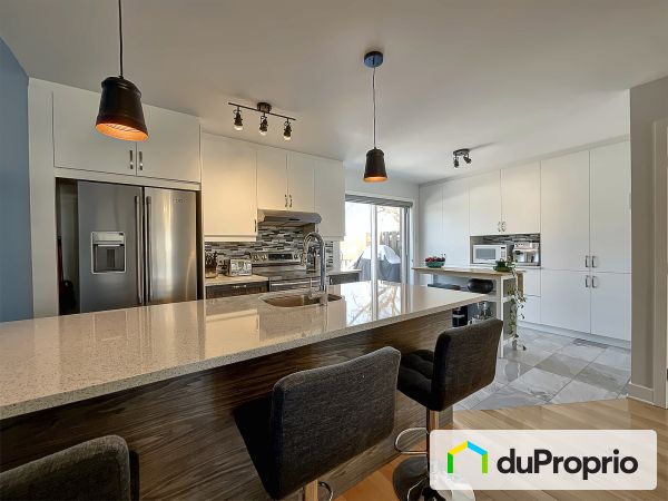 Cuisine - 327, rue Rougemont, Longueuil (Vieux-Longueuil) à vendre