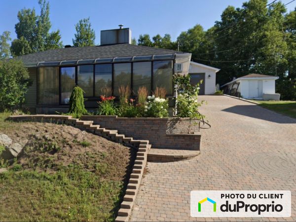 13, avenue Damase-Potvin, Baie-Comeau à vendre