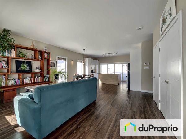 2312, rue Harrison, Val-David à vendre