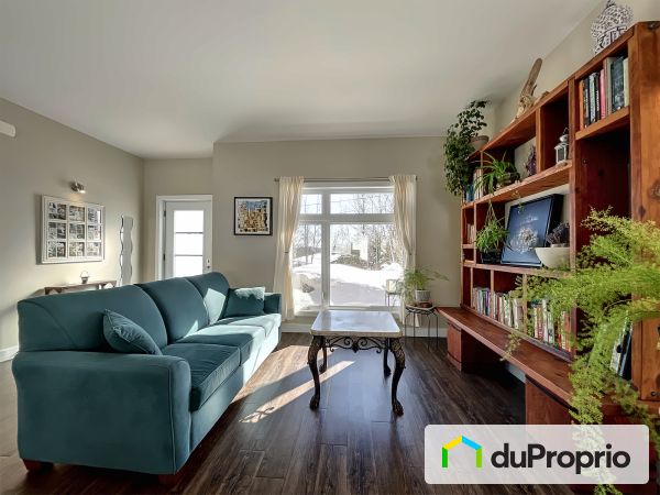 2312 rue Harrison, Val-David for sale