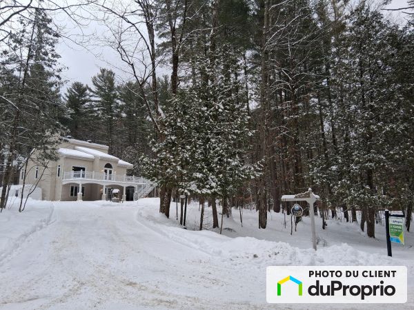 2298, rue du Petit-Prêcheur, Magog à vendre