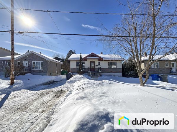 526 4e Avenue, Deux-Montagnes for sale
