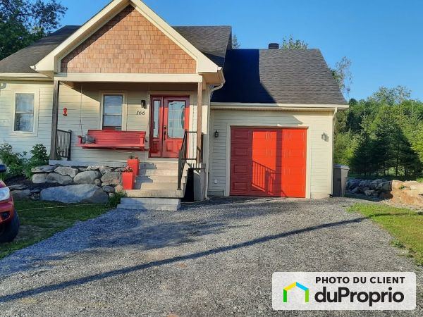 166, rue Bergeron Est, Granby à vendre