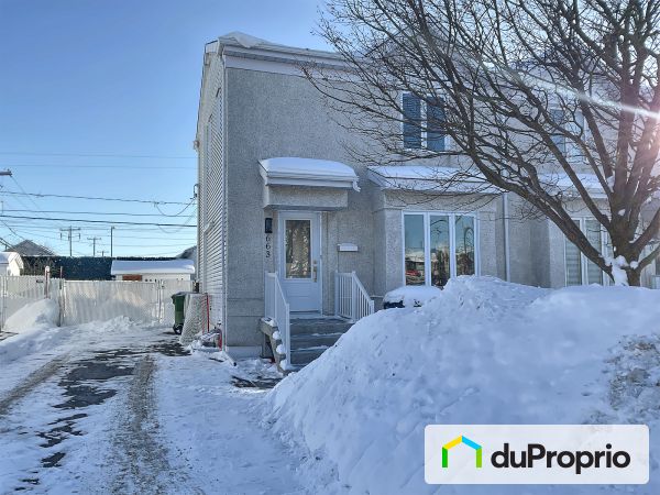 663 boulevard René-Lévesque, St-Eustache for sale