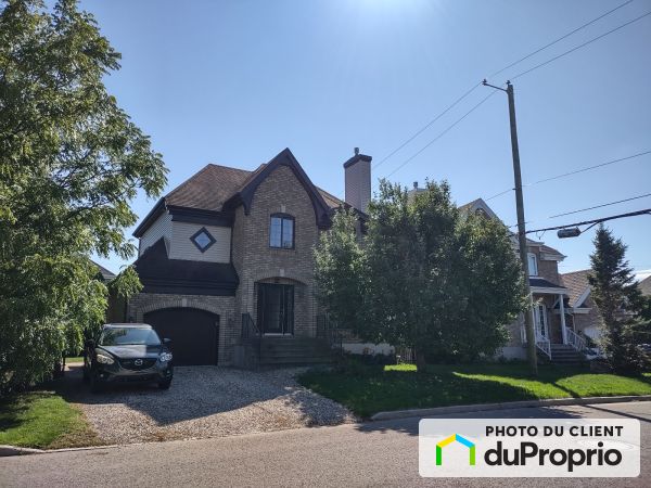 3048, rue du Blizzard, Ste-Marthe-Sur-Le-Lac à vendre