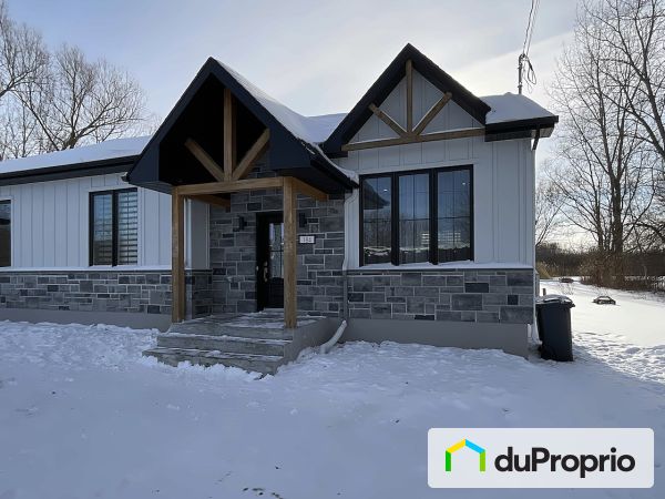 184 43e Avenue, Ste-Barbe for sale