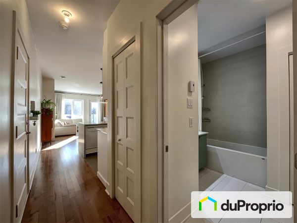 Entrée - 301-10222, boulevard Saint-Laurent, Ahuntsic / Cartierville à vendre