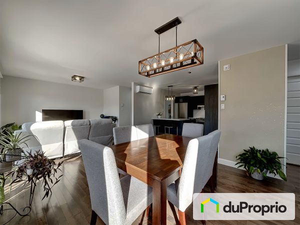 302-4156, boulevard Harvey, Jonquière (Jonquière) à vendre