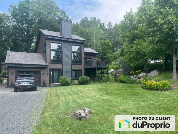 663, chemin de la Rivière, Piedmont à vendre