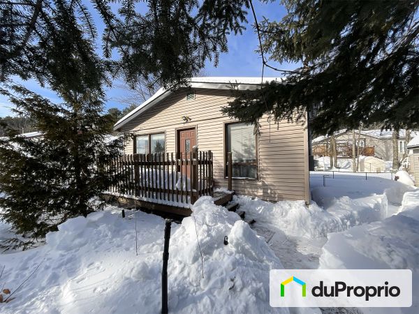 1 rue Viau, St-Charles-Borromée for sale