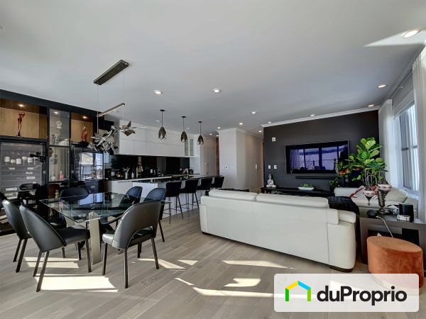 304-180 34e rue Ouest, Venise-En-Quebec for sale