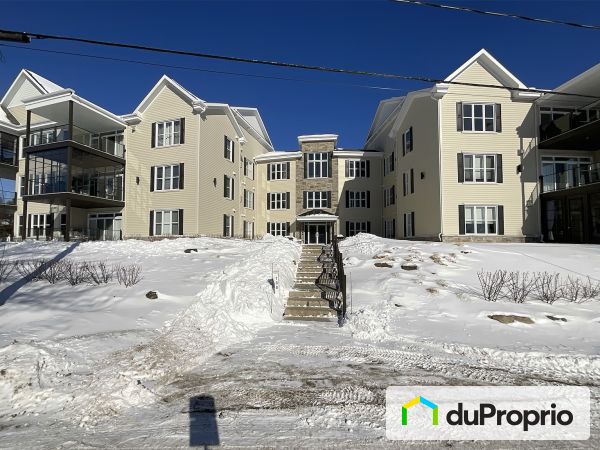 304-180, 34e rue Ouest, Venise-En-Quebec à vendre