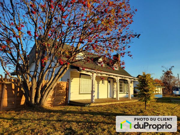 372, boulevard Sainte-Anne, Rimouski (Pointe-Au-Père) à vendre