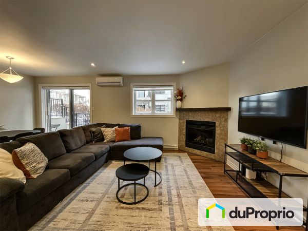 Living / Dining Room - 104-5151 avenue Eliot, Chomedey for sale