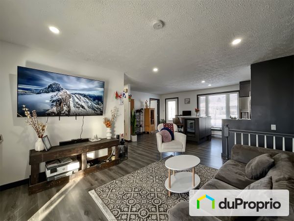 Living Room - 1325 rue du Baron, Sherbrooke (Fleurimont) for sale