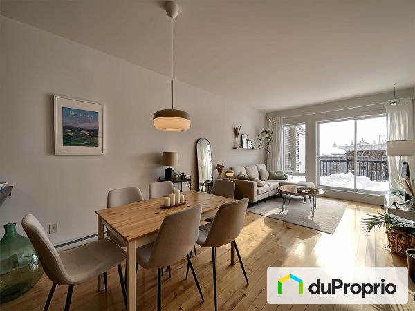 301-7900 rue Saint-Hubert, Villeray / St-Michel / Parc-Extension for sale