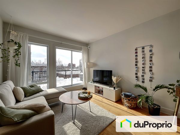 Living Room - 301-7900 rue Saint-Hubert, Villeray / St-Michel / Parc-Extension for sale