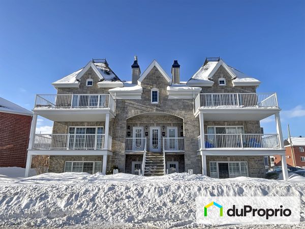 593 rue des Bosquets, Ste-Marthe-Sur-Le-Lac for sale