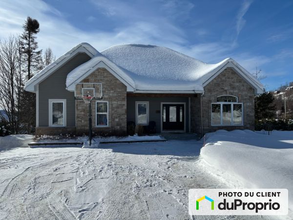 49, chemin du Balbuzard, Stoneham à vendre