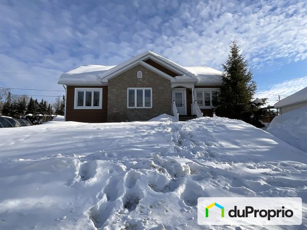 90, chemin des Mélèzes, Lac-Beauport à vendre