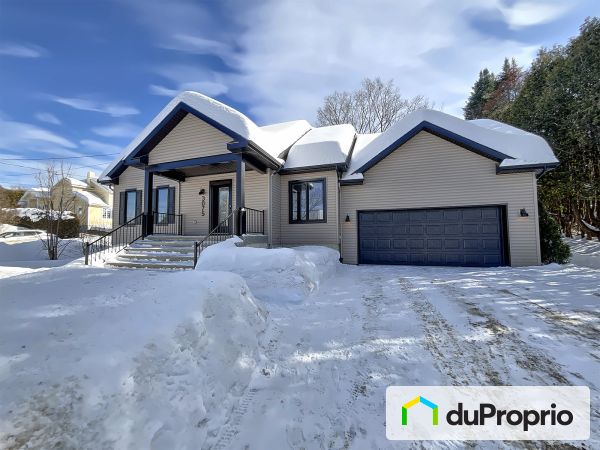 3075 rue Charette, Ste-Adèle for sale