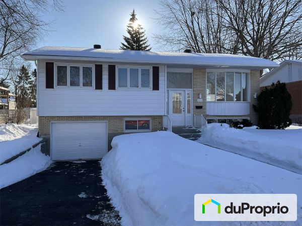 1014, rue Saint-Michel, Longueuil (Vieux-Longueuil) à vendre