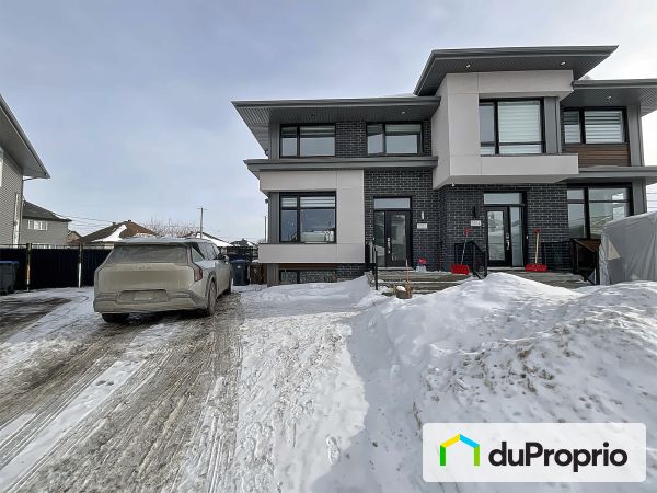 3100, rue André, Ste-Marthe-Sur-Le-Lac à vendre