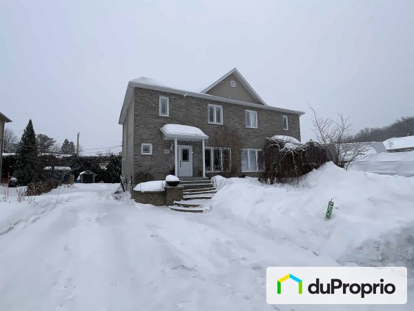 1436, rue de la Montagne, St-Nicolas à vendre