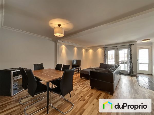 Salle à manger / Salon - 15986, rue Victoria, Pointe-Aux-Trembles / Montréal-Est à vendre