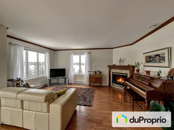 302-259 rue Denison Est, Granby for sale