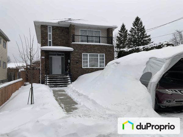 1022, rue Saint-Thomas, Chomedey à vendre