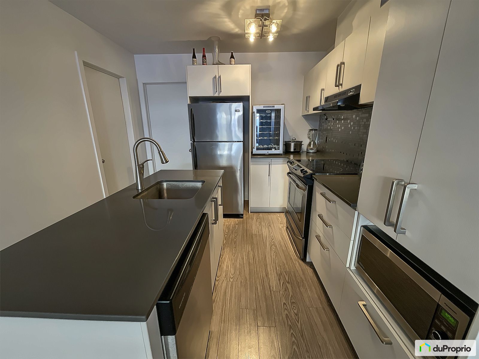 2 7700 18E Avenue — photo 3