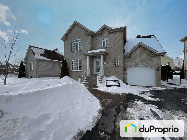 175 rue Maurice-Auclair, Beloeil for sale