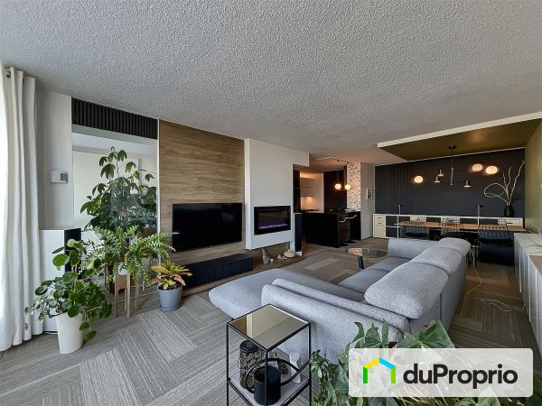 811-30, rue Berlioz, L'Ile Des Soeurs à vendre