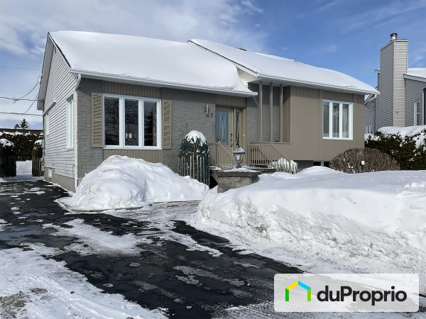 7 rue Paul-Masse, St-Jacques for sale