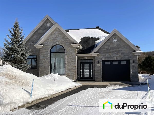 1404, rue des Aigues-Marines, Lévis à vendre