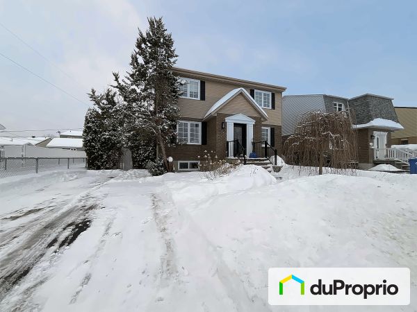 1782, rue Roland-Marcoux, Longueuil (St-Hubert) à vendre