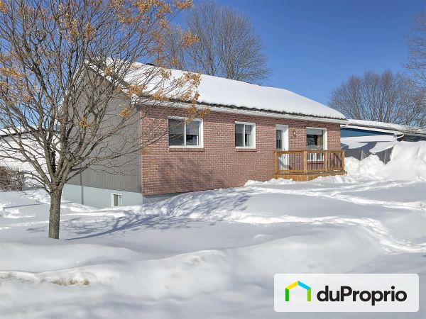 451 rue du Trappage, Lac-St-Charles for sale