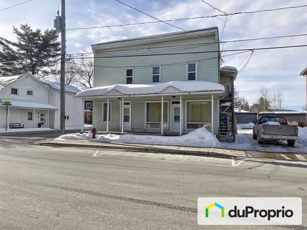 541 rue Charbonneau, Mont-Tremblant (St-Jovite) for sale