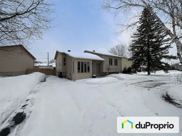 230, rue Duplessis, Terrebonne (Lachenaie) à vendre