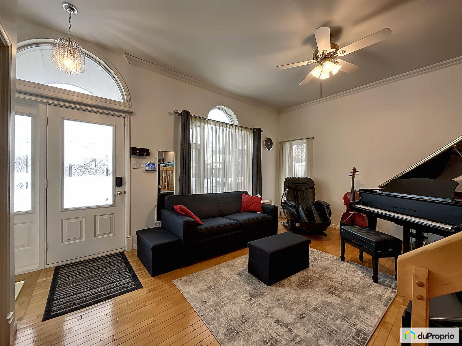 1395 Rue Monfette — photo 2