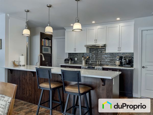 Kitchen - 293 rue Dubé, Drummondville (St-Nicéphore) for sale