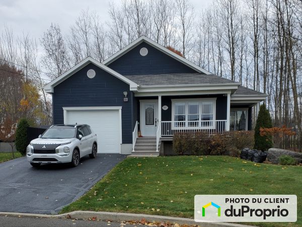 293 rue Dubé, Drummondville (St-Nicéphore) for sale