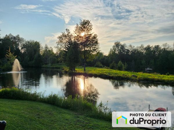 100-A 2e Rang, Frampton for sale